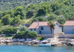 Maison de pêcheur Slavijan 4, baie de Dragišina, île de Žut