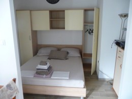 apartment damir-double bed