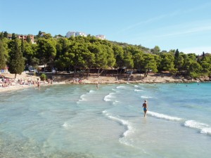 Sandteil am Strand von Slanica, Murter